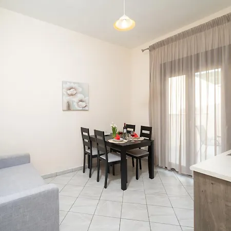 Apartament Maria Dina 1 Potos