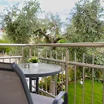 アパート Maria Dina 1 ポトス