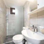 Apartment Maria Dina 1 *