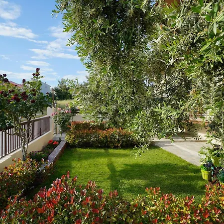 Maria Dina 1 Appartement Potos